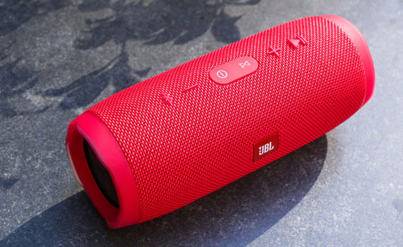 Loa JBL Charge 3 cho thời lượng sử dụng cao